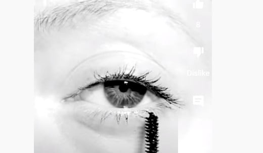 How to naturally darken eyelashes: applying lash tint to bottom eyelashes to darken eyelashes naturally